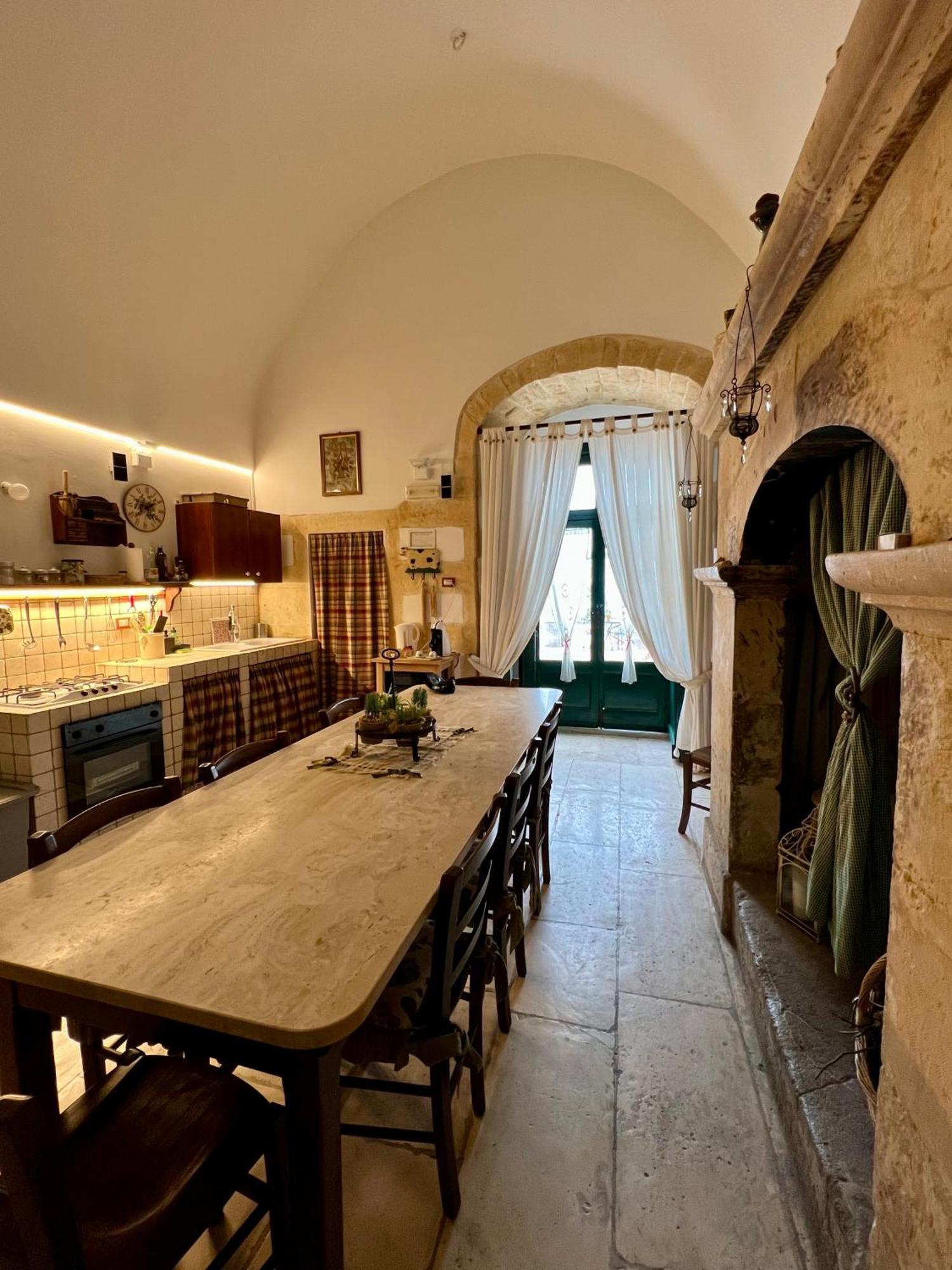 Villa In Gargano - Villa Basso Monte SantʼAngelo Εξωτερικό φωτογραφία