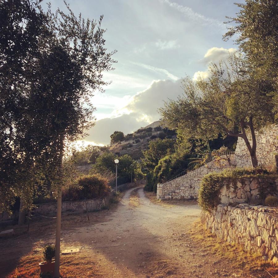 Villa In Gargano - Villa Basso Monte SantʼAngelo Εξωτερικό φωτογραφία